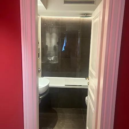 Palazzo Caruso Hotel Rome