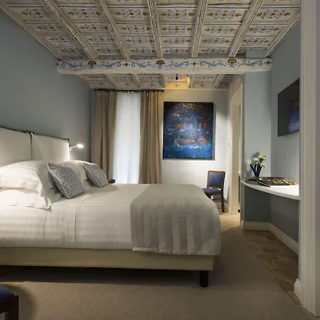 Palazzo Caruso 4* Róma