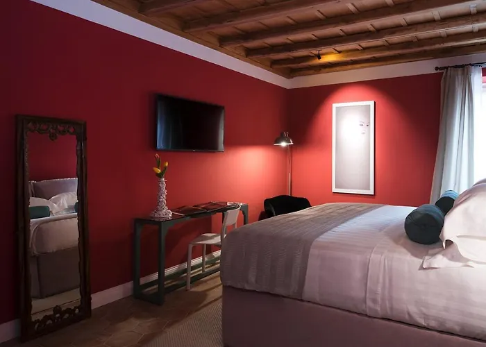 Palazzo Caruso Hotel