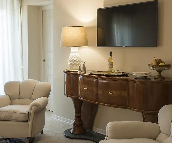 Palazzo Caruso 4* Rzym